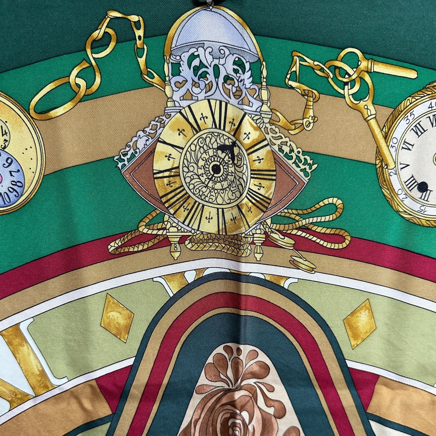 Hermes La Ronde des Heures/ Parmi les Fleurs Silk Scarf, Carre 90