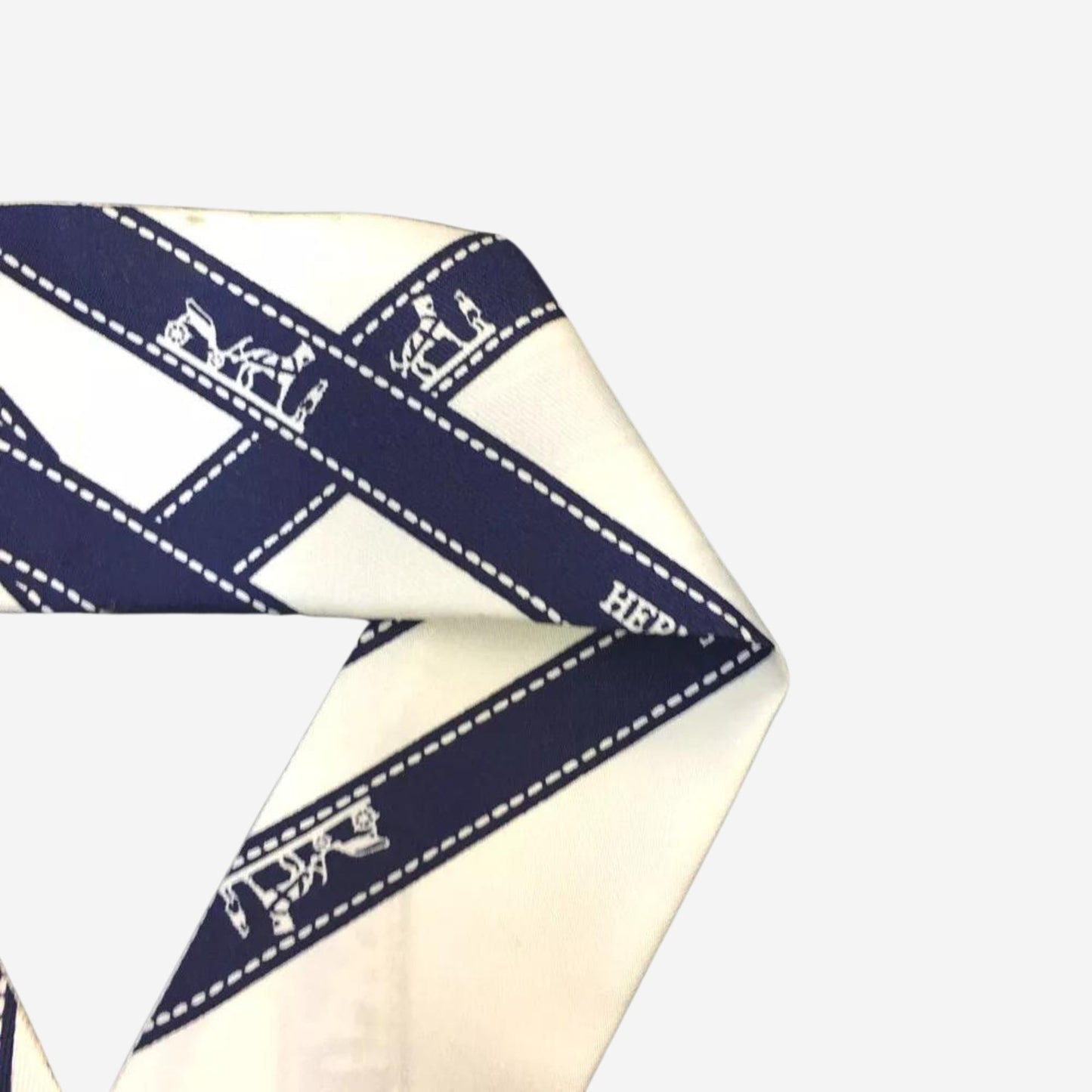 Hermes Bolduc White and Navy Silk Twilly