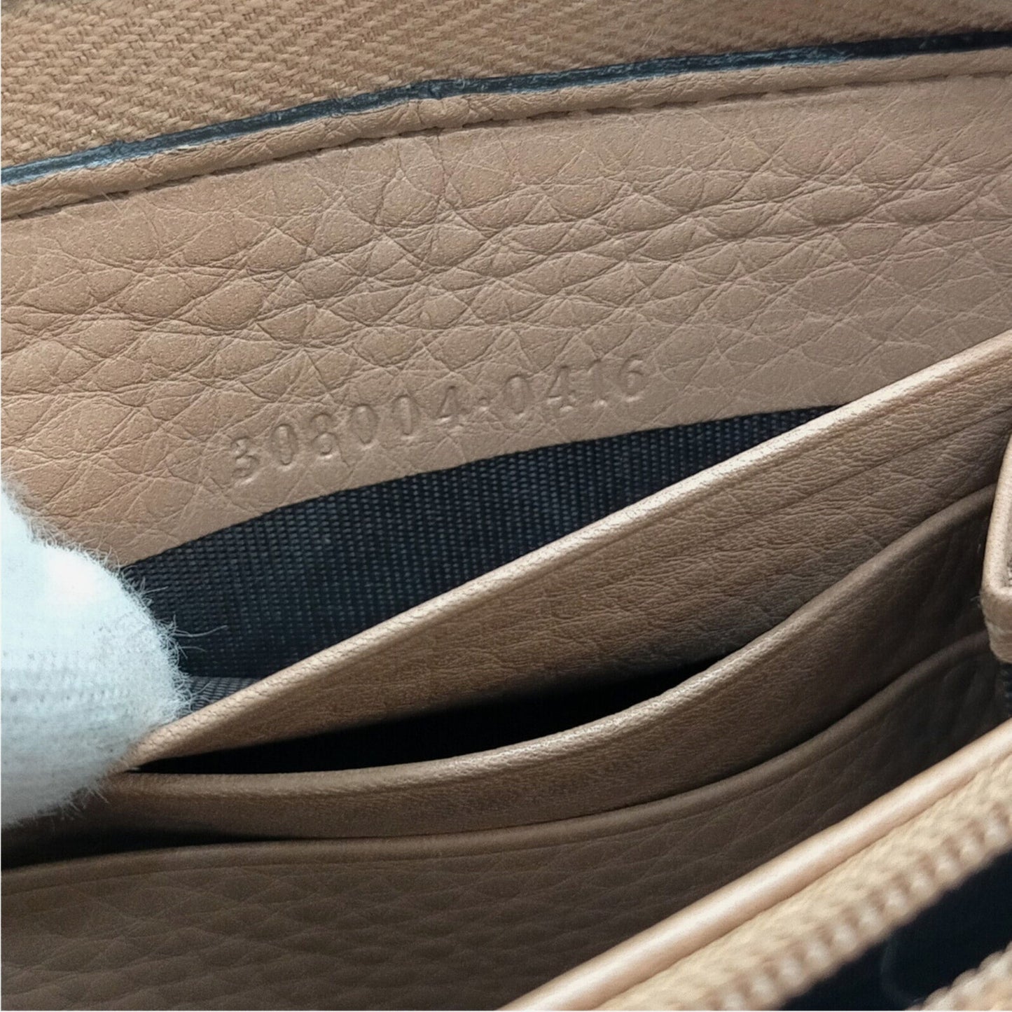 Gucci Beige Pebbled Leather Full-Sized Zip Around Wallet
