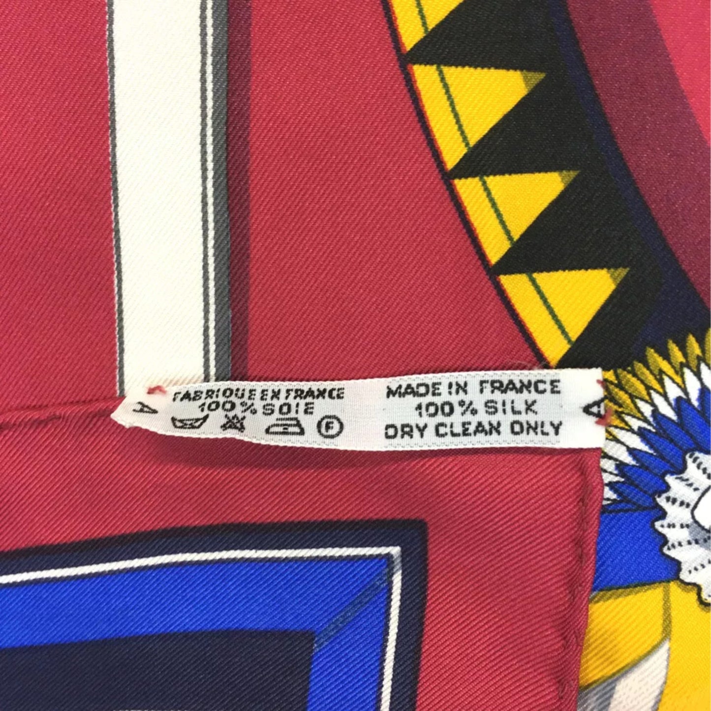 Hermes Couvertures et tenues de Jour Silk Scarf, Carre 90